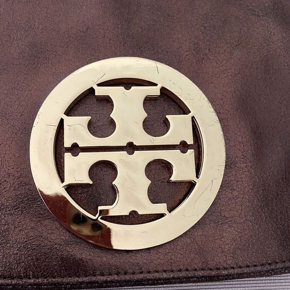 Tory Burch clutch - Picture 2 of 6